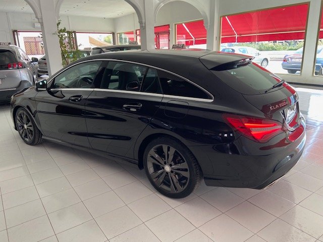 MERCEDES-BENZ CLA 200 CDI Shooting Break 