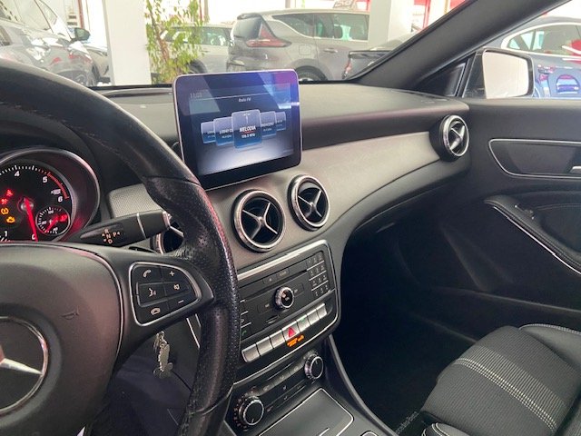 MERCEDES-BENZ CLA 200 CDI Shooting Break 