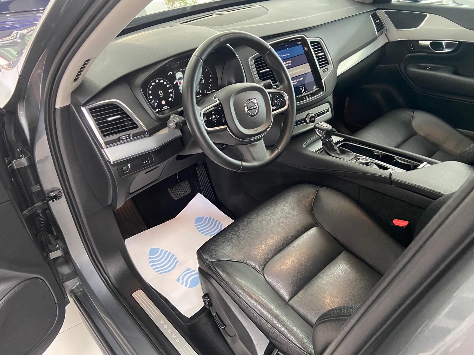 VOLVO XC90 2.0 D5 Momentum AWD 7 Plazas