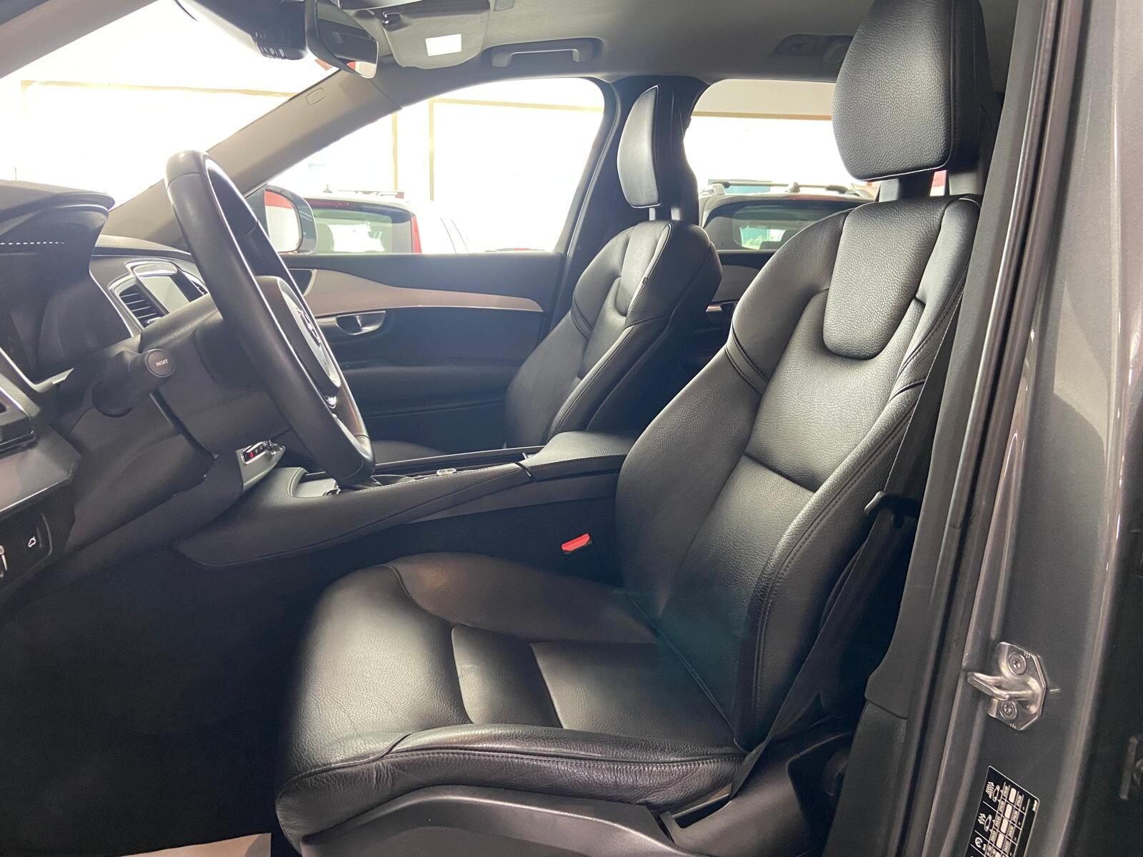 VOLVO XC90 2.0 D5 Momentum AWD 7 Plazas