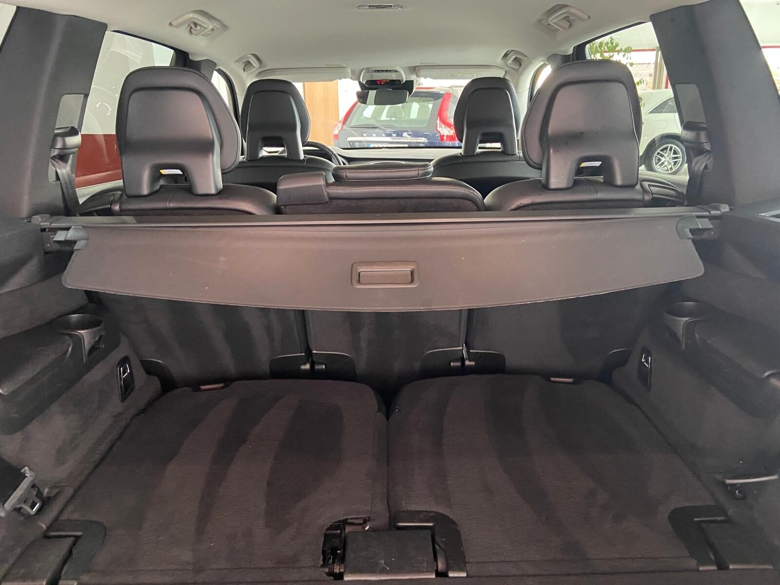 VOLVO XC90 2.0 D5 Momentum AWD 7 Plazas