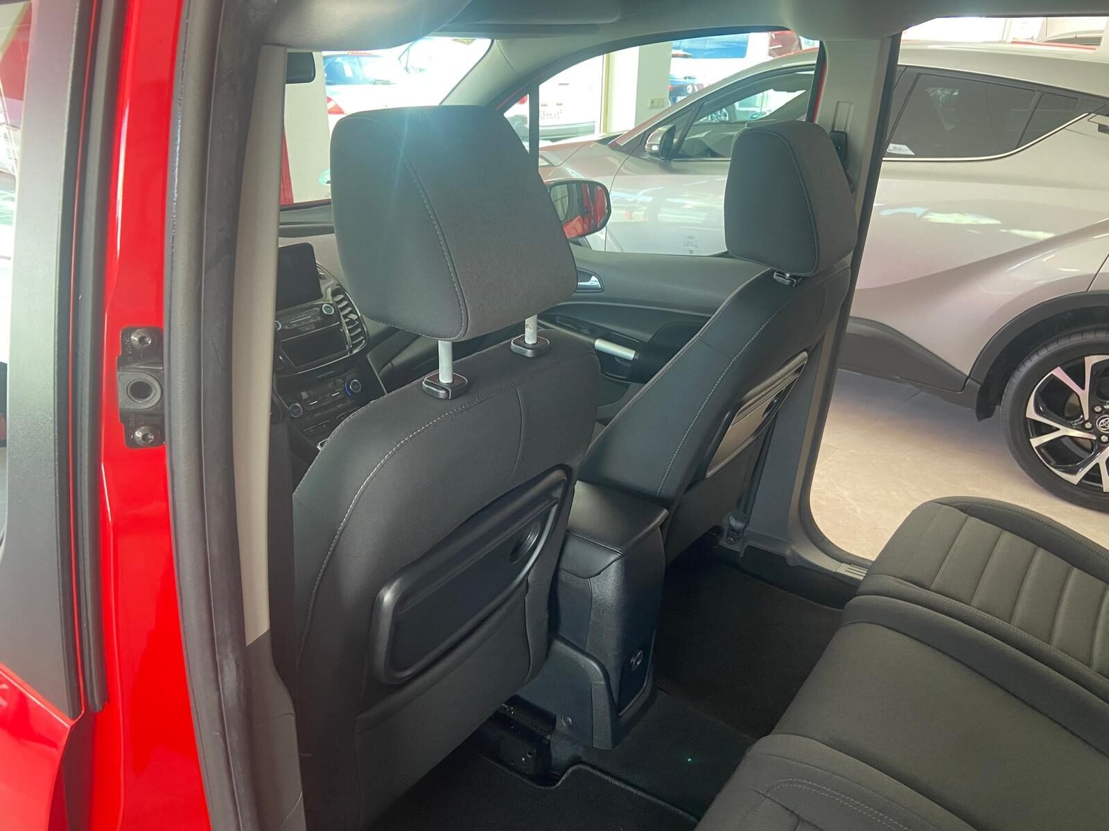 FORD TOURNEO CONNECT 1.5 TDCI TITANIUM