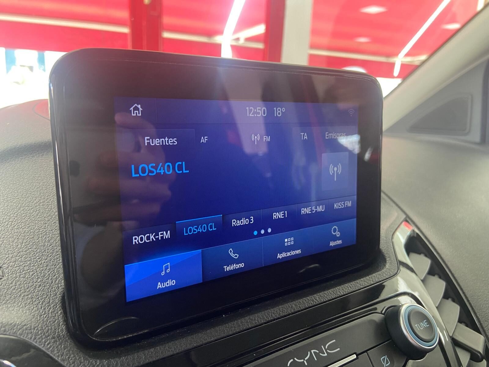 FORD TOURNEO CONNECT 1.5 TDCI TITANIUM