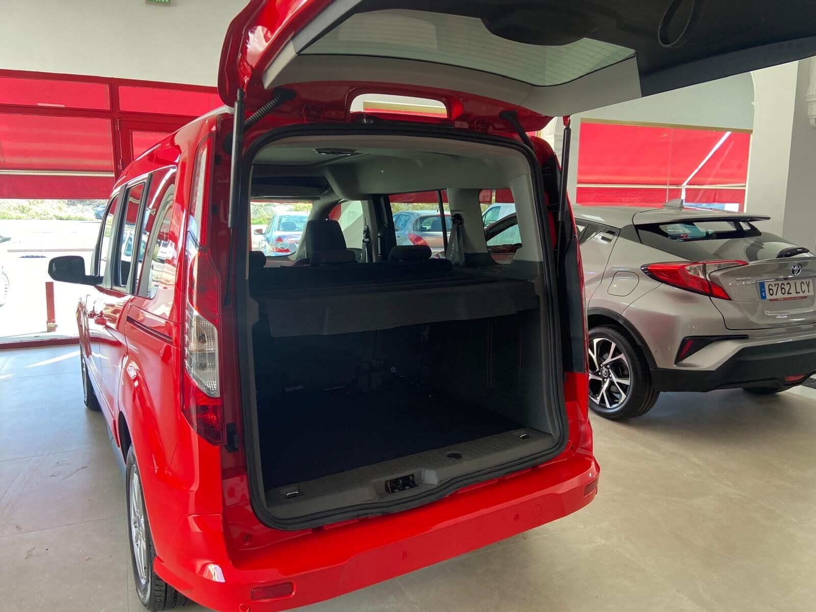 FORD TOURNEO CONNECT 1.5 TDCI TITANIUM