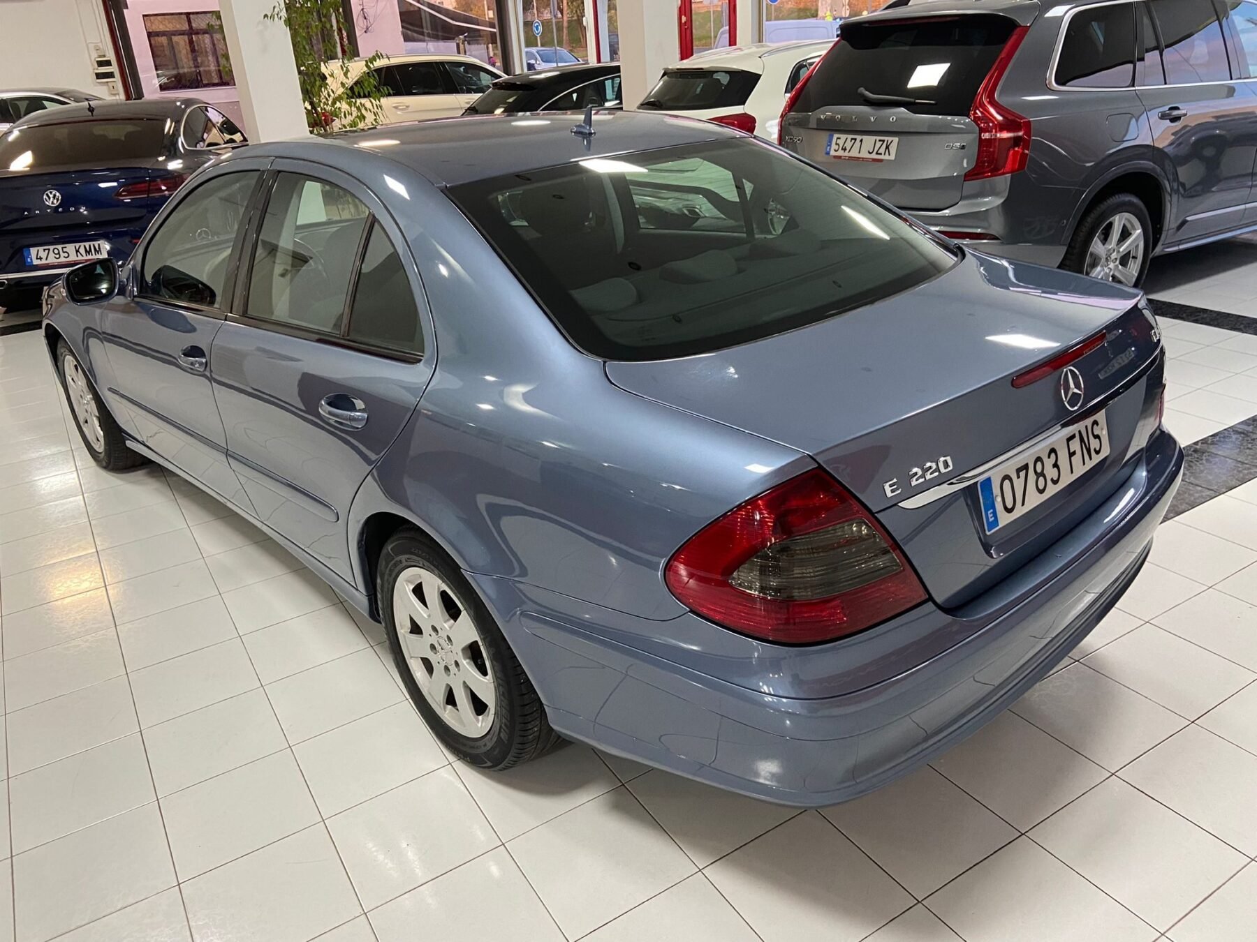 MERCEDES-BENZ Clase E 220 CDI CLASIC