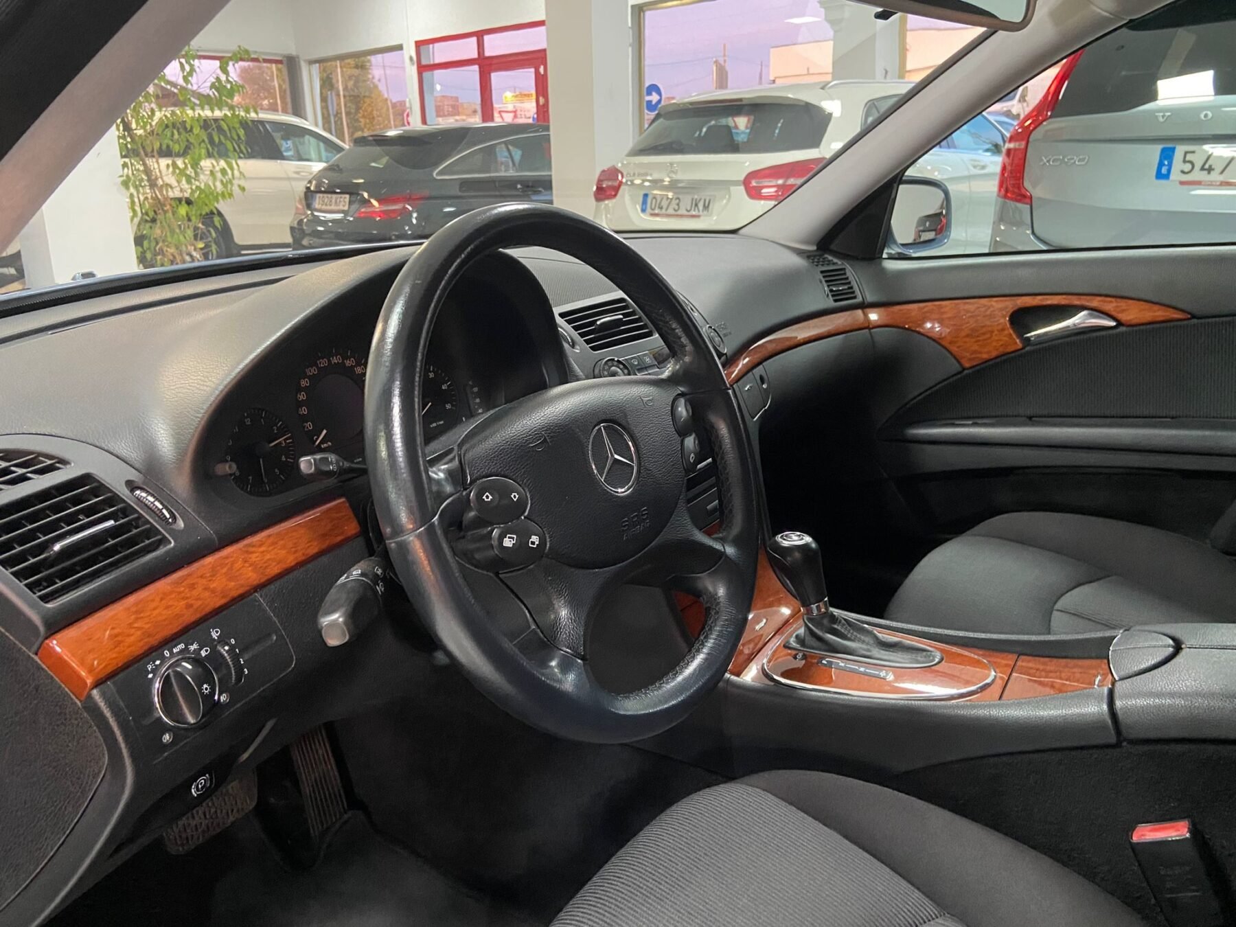 MERCEDES-BENZ Clase E 220 CDI CLASIC