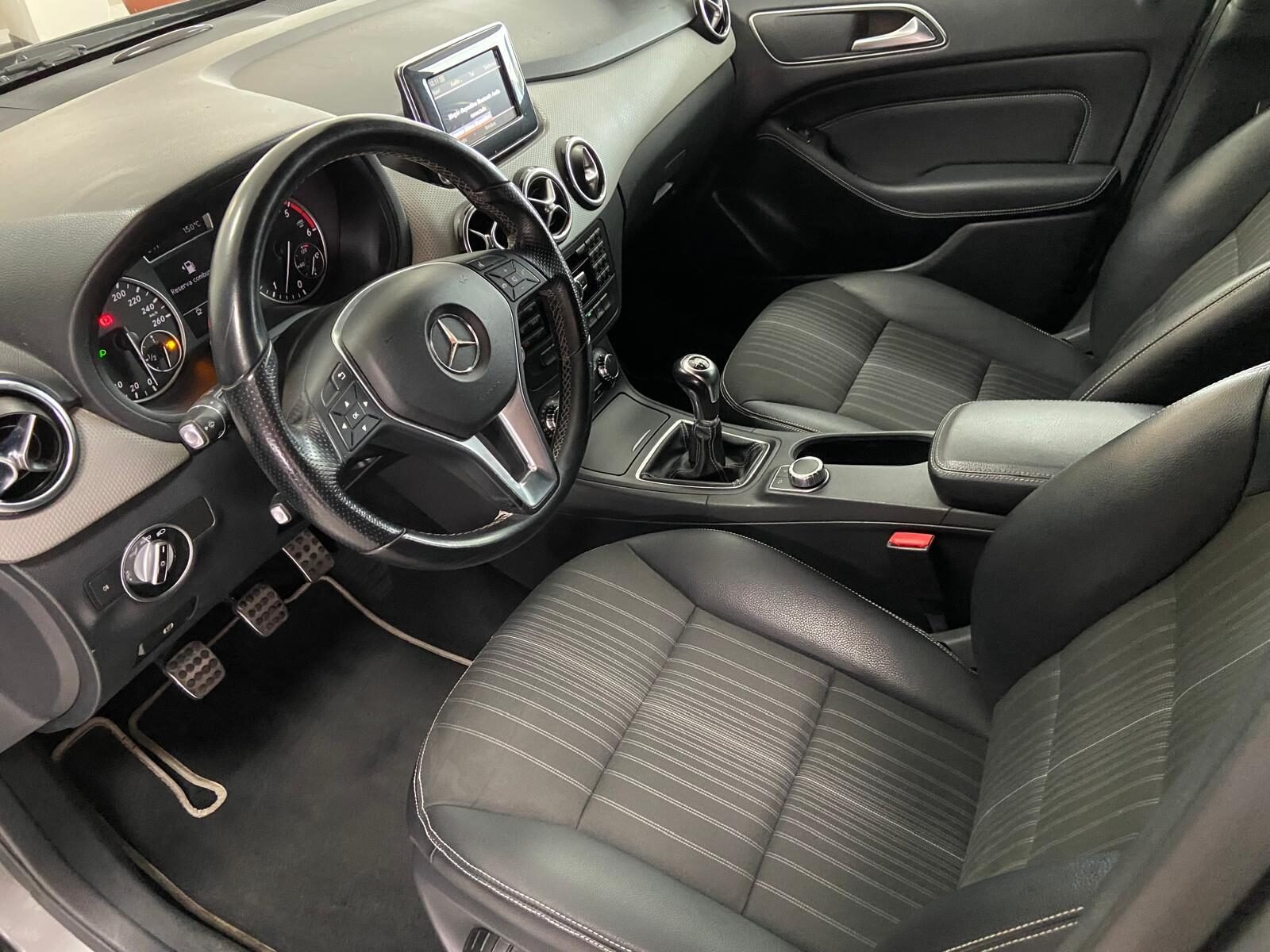 MERCEDES-BENZ CLASE B 200 CDI