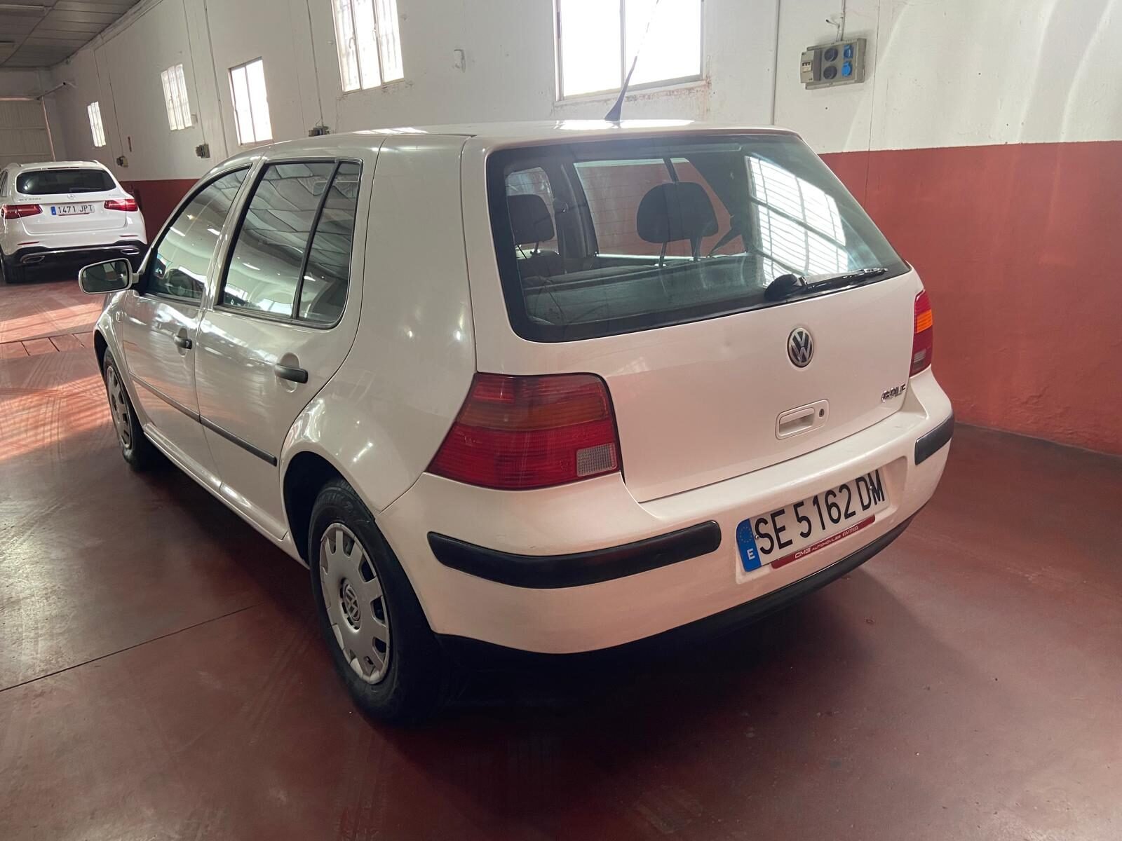 VOLKSWAGEN GOLF IV 1.9 SDI