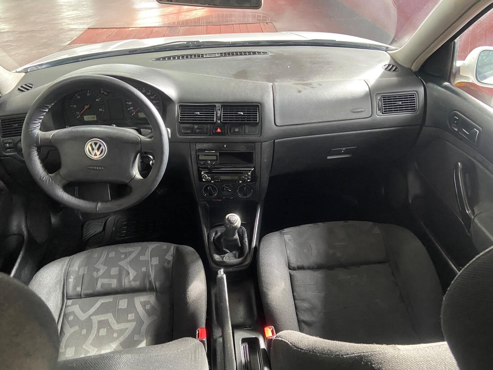 VOLKSWAGEN GOLF IV 1.9 SDI
