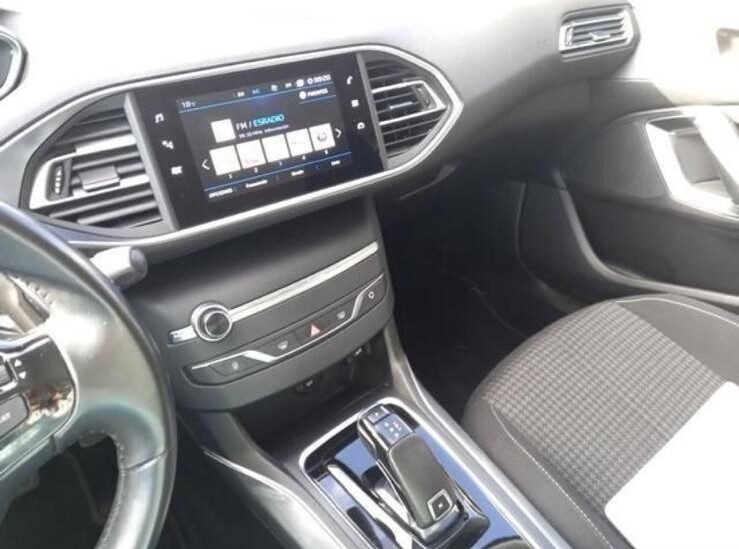 PEUGEOT 308 1.5 HDI AUTOMATICO
