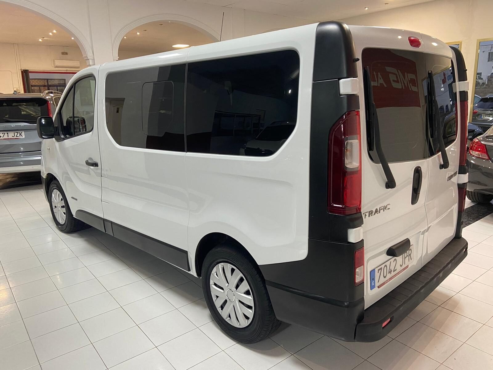 RENAULT Trafic 1.6 DCI 9 PLAZAS