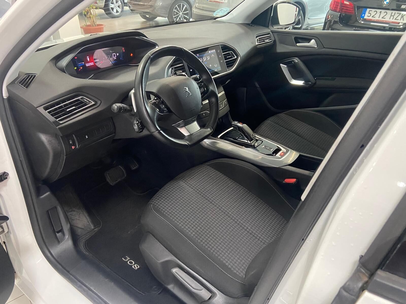 PEUGEOT 308 1.5 HDI AUTOMATICO