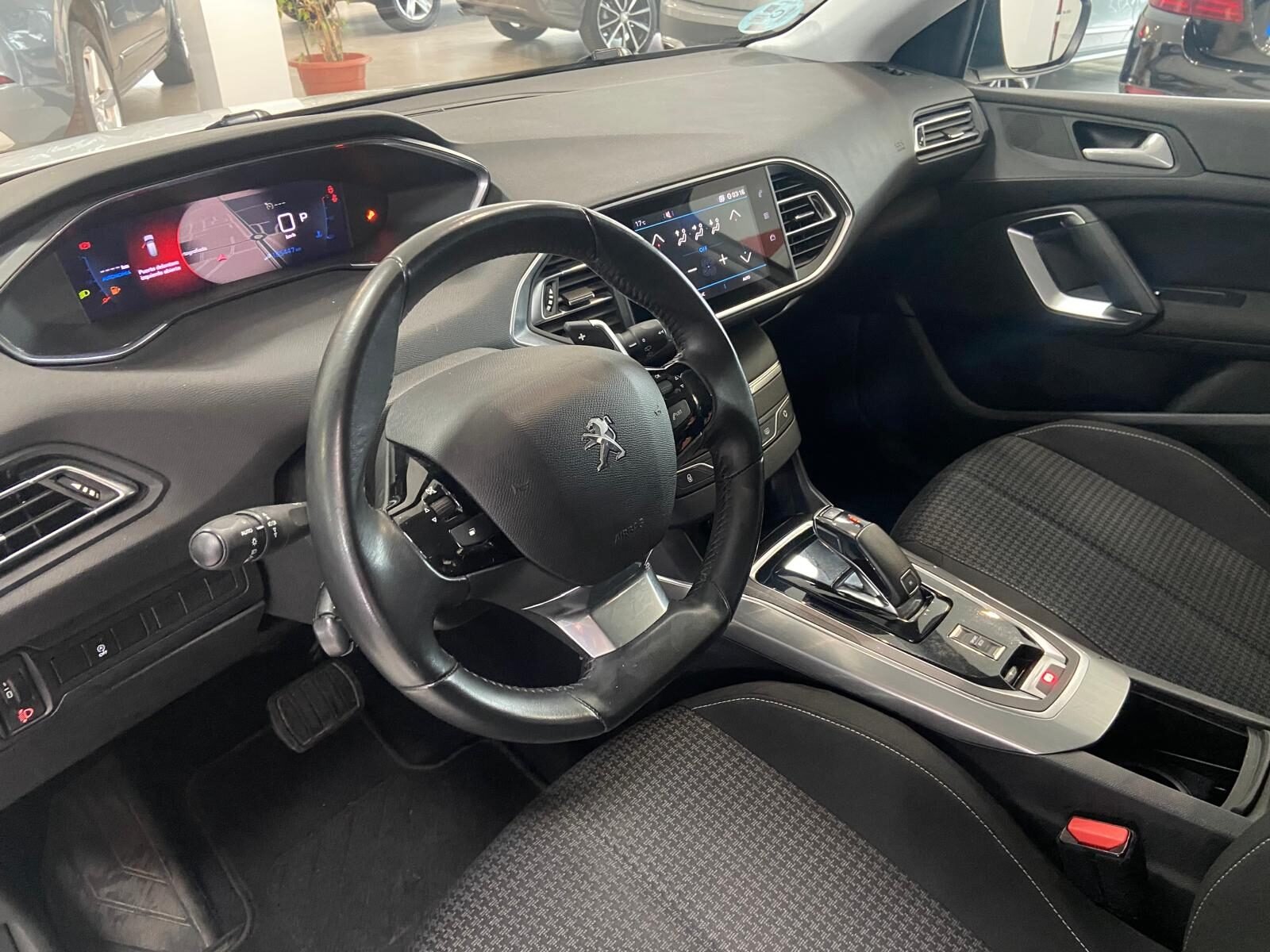 PEUGEOT 308 1.5 HDI AUTOMATICO