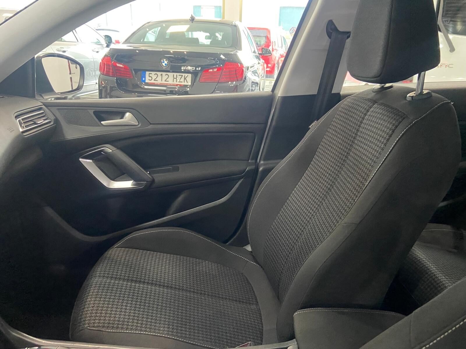 PEUGEOT 308 1.5 HDI AUTOMATICO