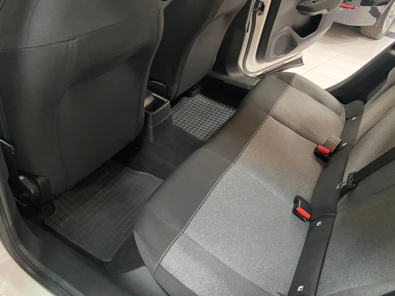 CITROEN C4 1.5 HDI LIVE PACK