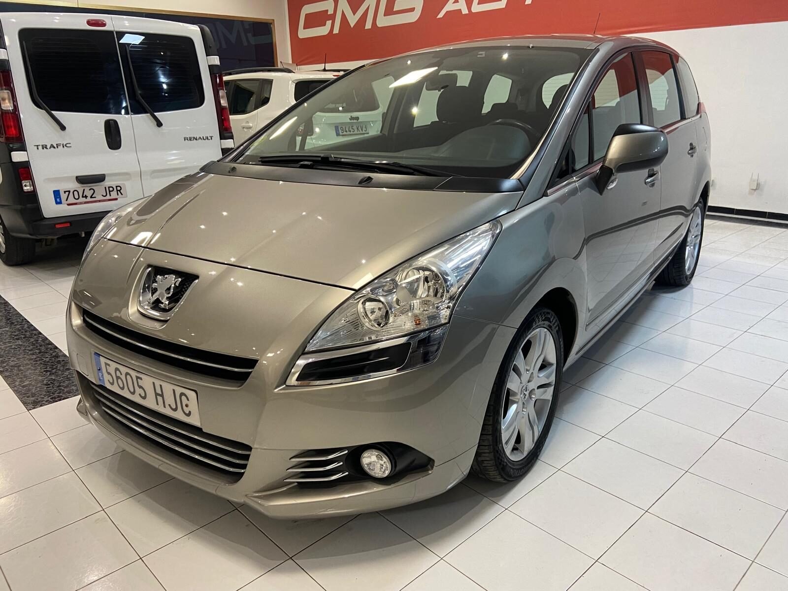 PEUGEOT 5008 2.0 HDI 7 PLAZAS