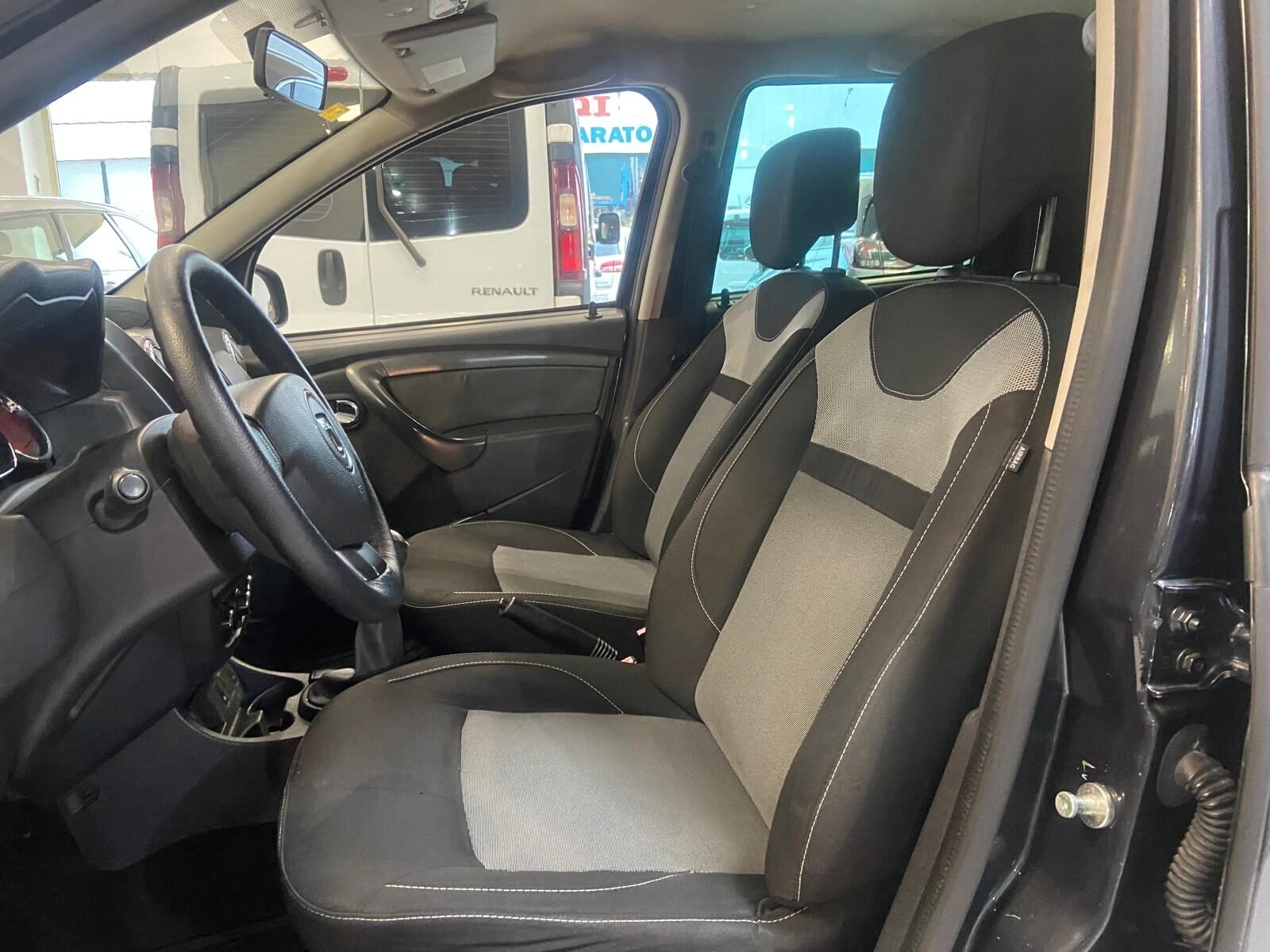 DACIA DUSTER 1.5 DCI URBAN EXPLORER