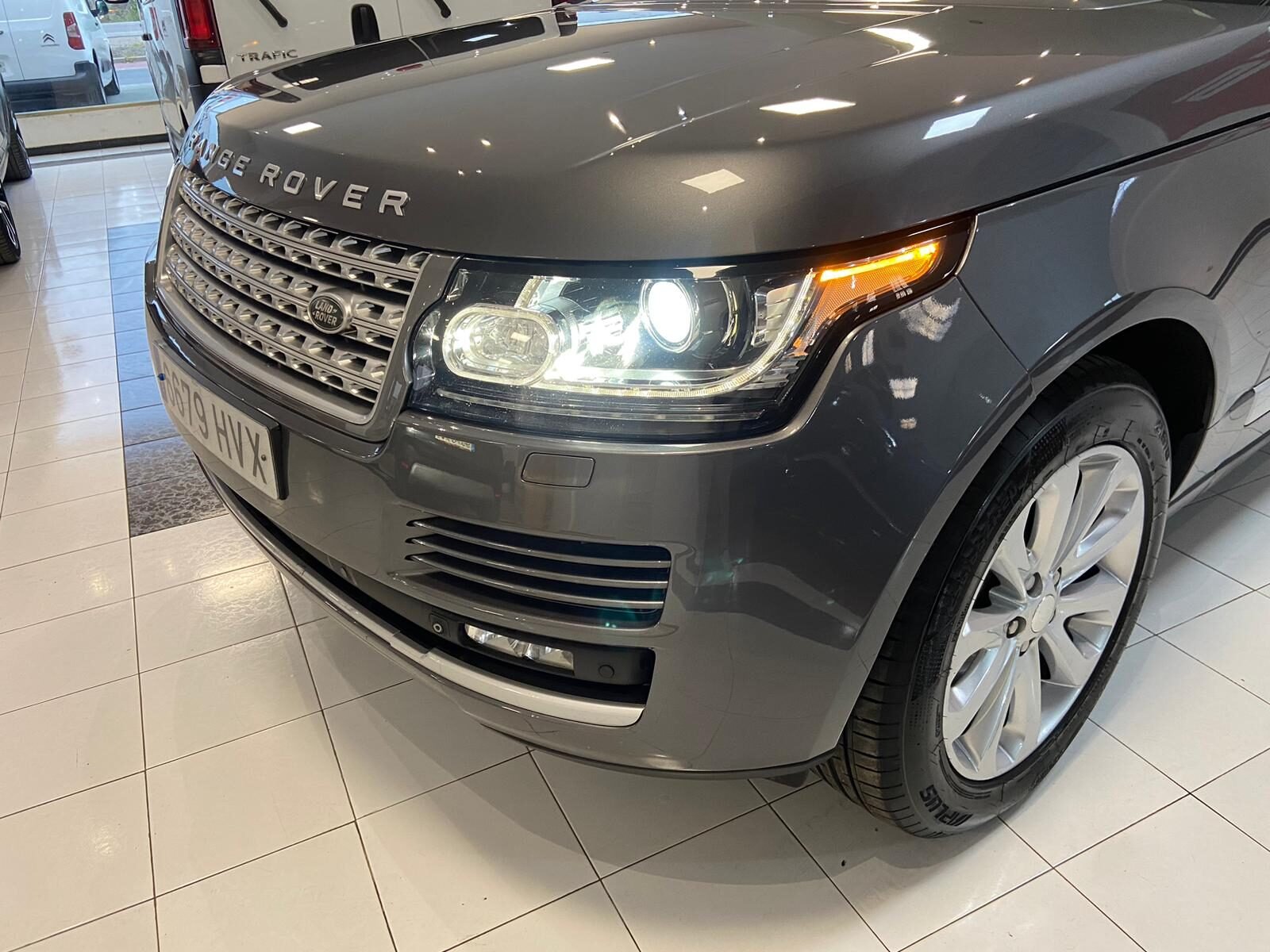 LAND-ROVER RANGE ROVER VOGUE AUTOBIOGRAPHY 4.4 SDV8