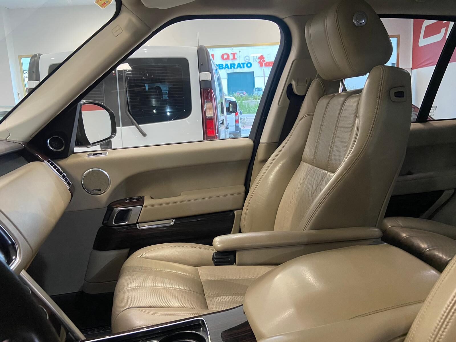 LAND-ROVER RANGE ROVER VOGUE AUTOBIOGRAPHY 4.4 SDV8