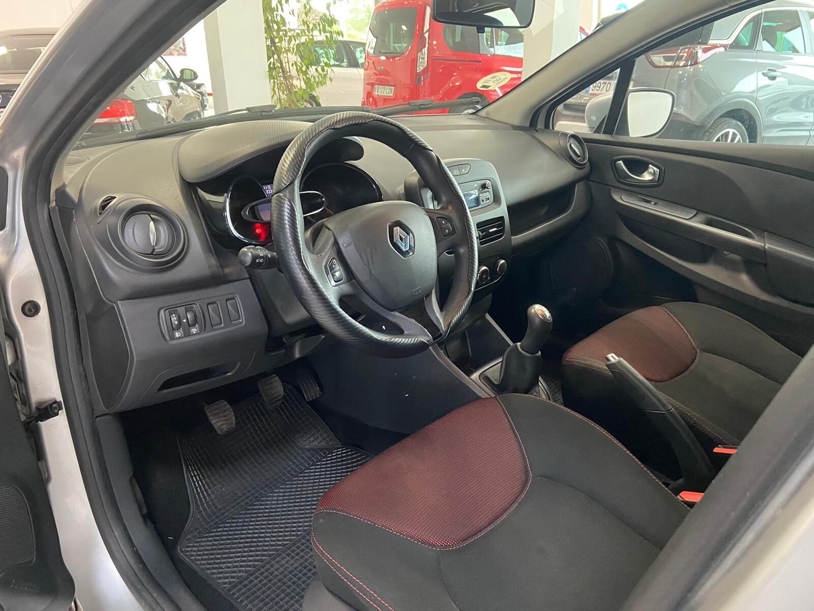 RENAULT CLIO 1.5 DCI