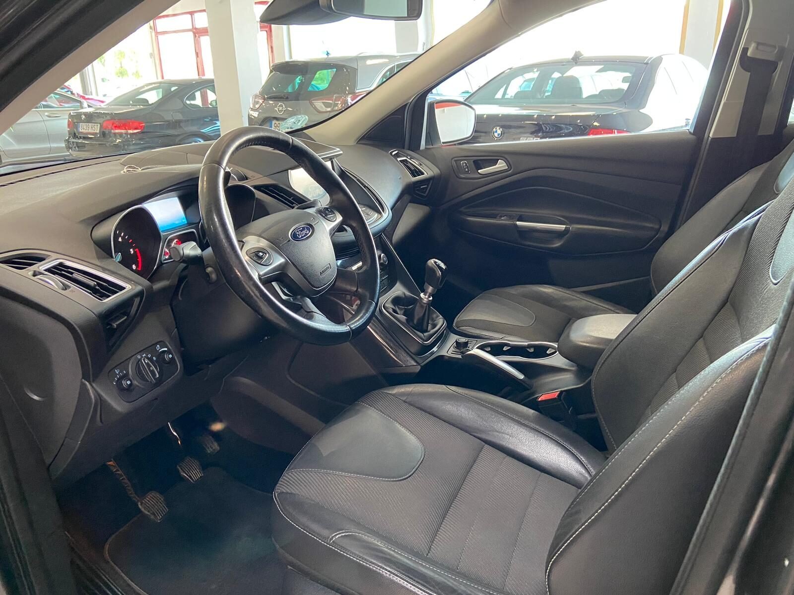 FORD Kuga 2.0 TDCI TITANIUM