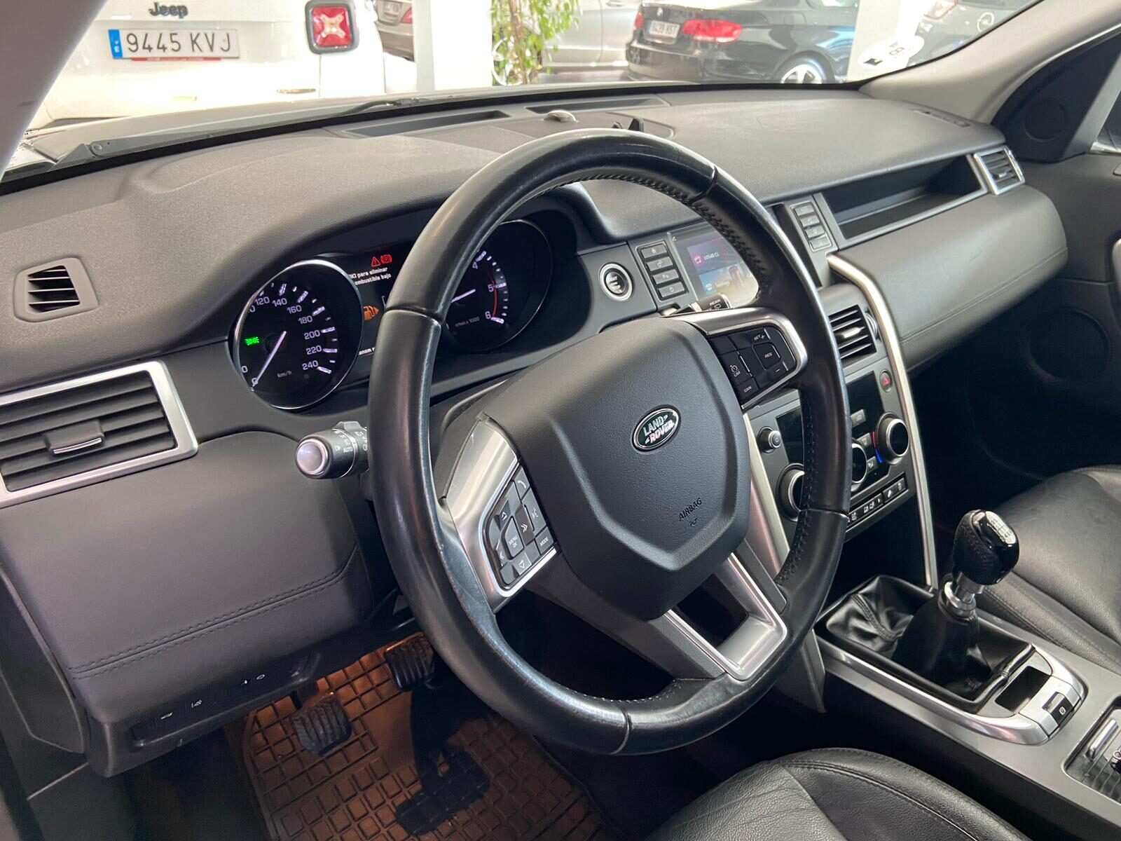 LAND-ROVER DISCOVERY SPORT 2.2 TD4 SE AWD