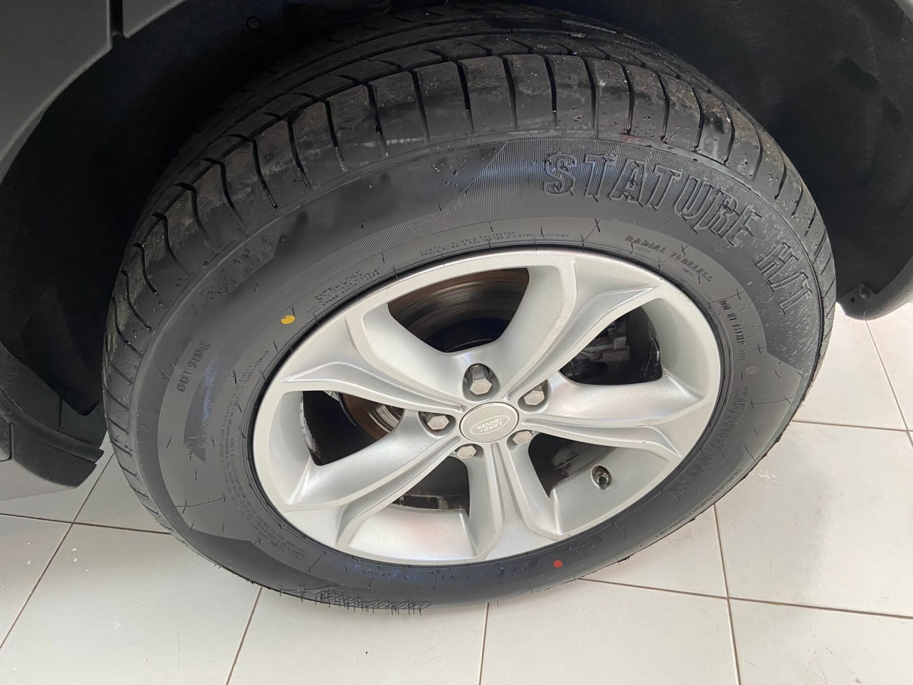 LAND-ROVER DISCOVERY SPORT 2.2 TD4 SE AWD