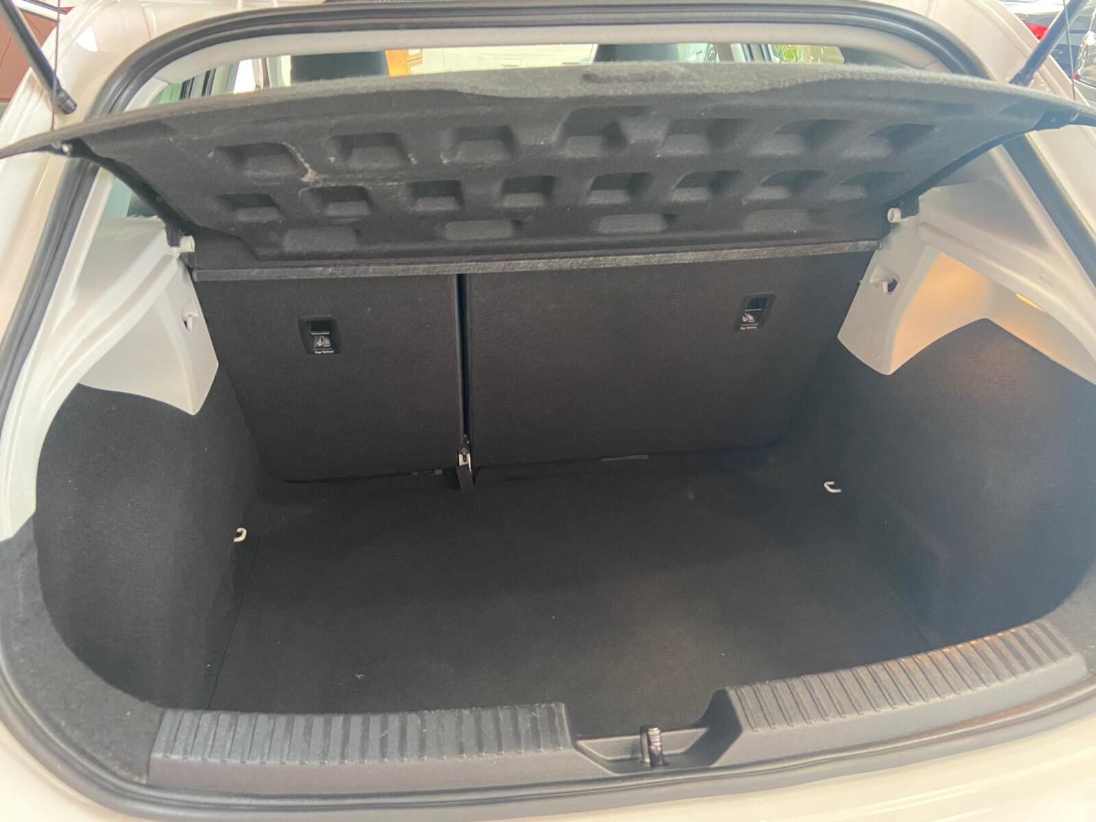 SEAT LEON 1.6 TDI REFERENCE EDITION