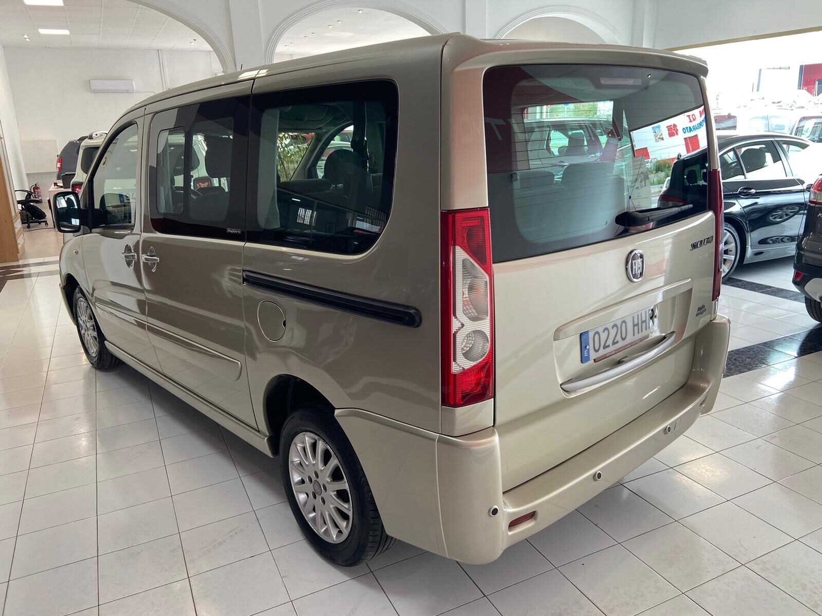 FIAT SCUDO 2.0 JTDM PANORAMA EXECUTIVE L1H1