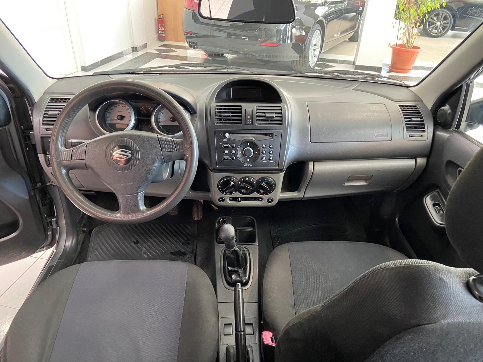 SUZUKI IGNIS 1.5  4x4
