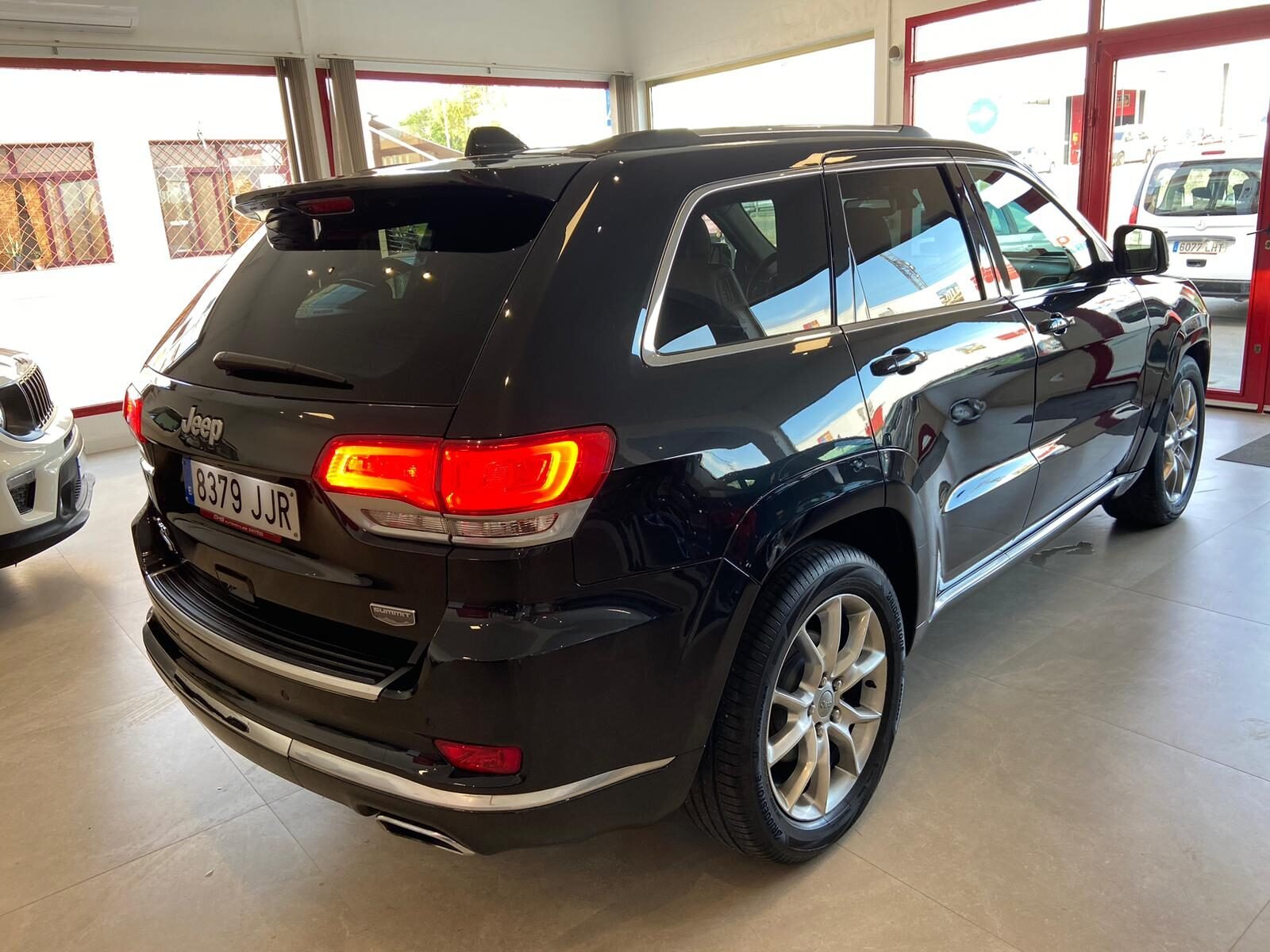 JEEP GRAND CHEROKEE 3.0 DIESEL V6 SUMMIT