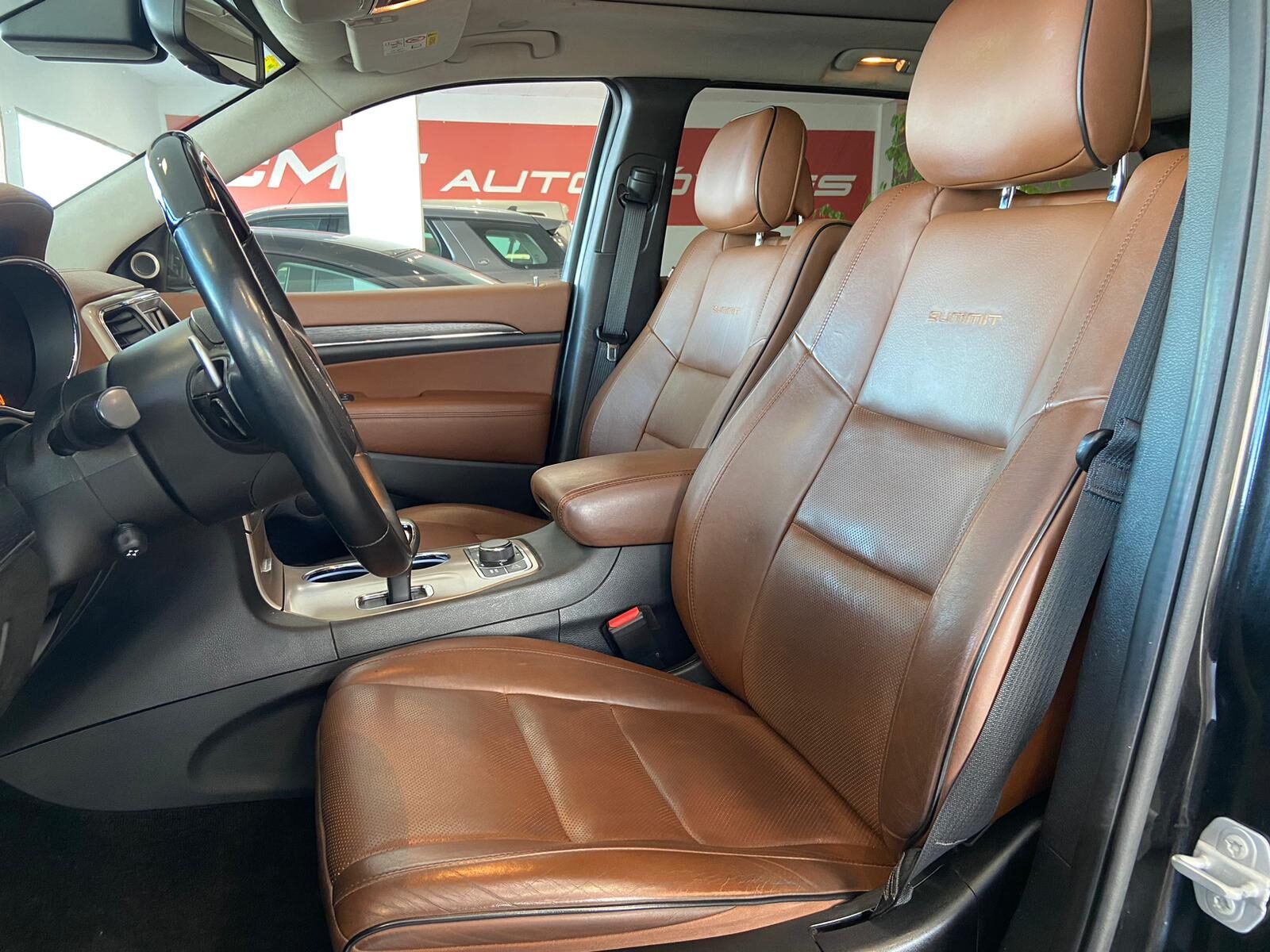 JEEP GRAND CHEROKEE 3.0 DIESEL V6 SUMMIT