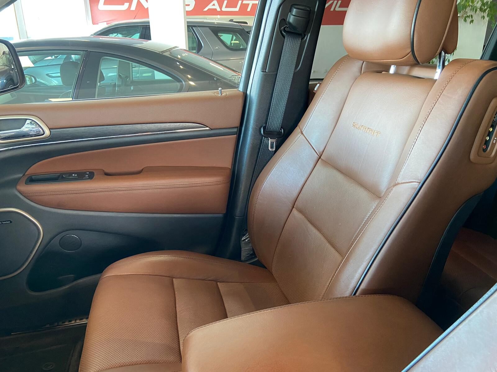 JEEP GRAND CHEROKEE 3.0 DIESEL V6 SUMMIT