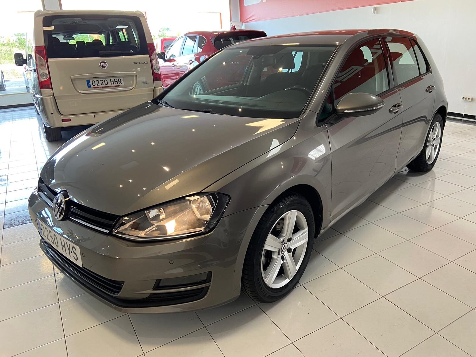 VOLKSWAGEN GOLF 1.6 TDI BMT