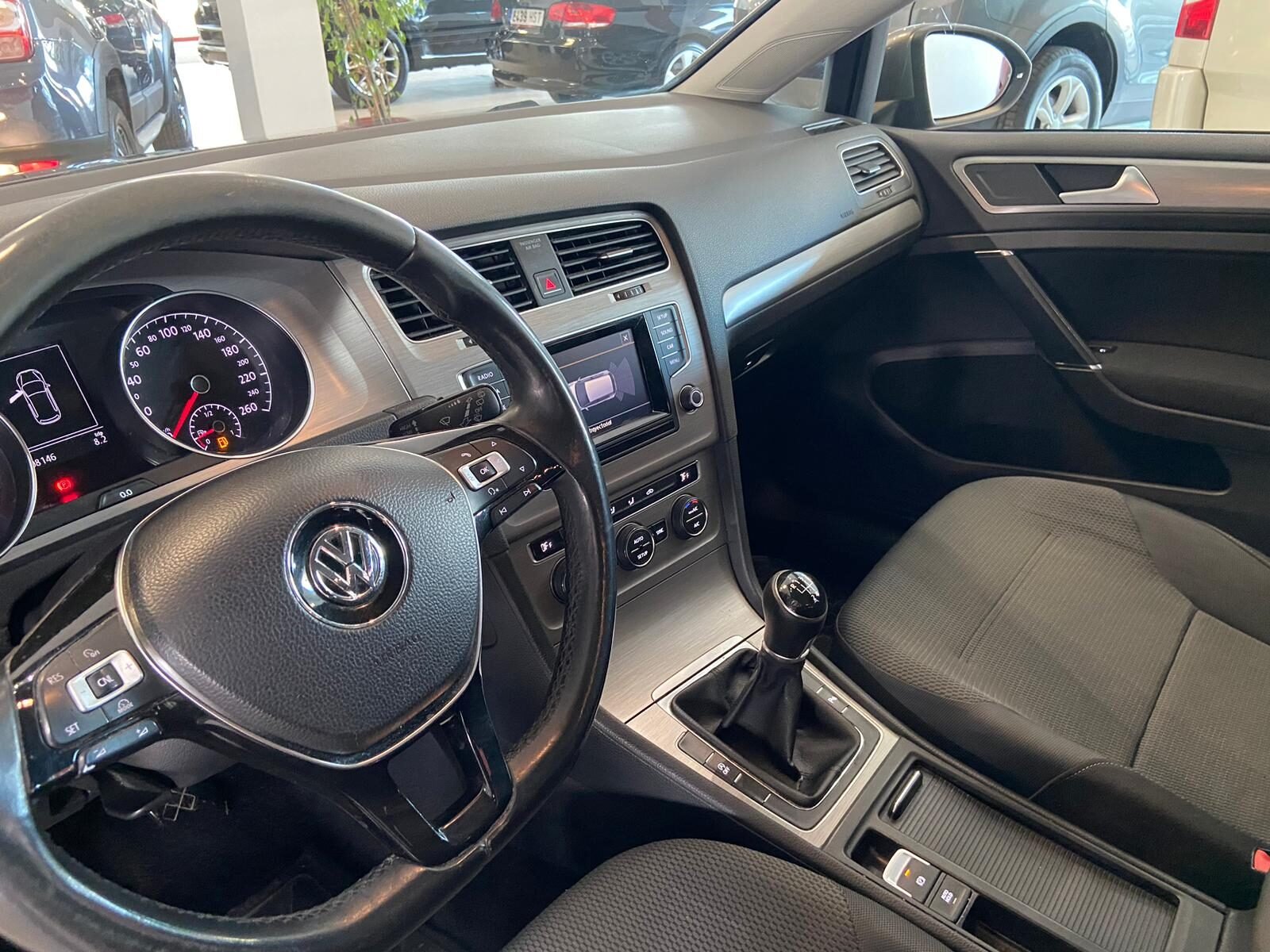 VOLKSWAGEN GOLF 1.6 TDI BMT