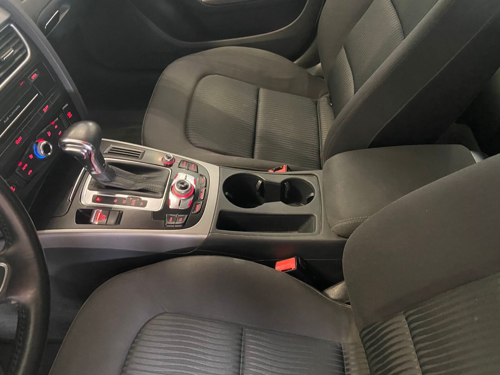 AUDI A4 AVANT 2.0 TDI QUATTRO