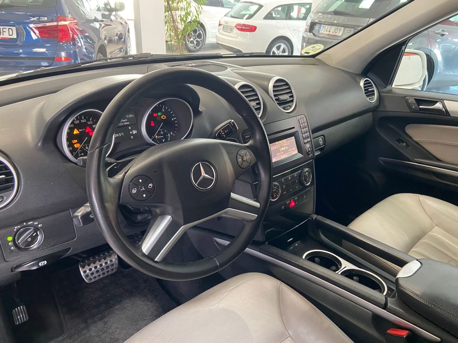 MERCEDES-BENZ ML 300 CDI