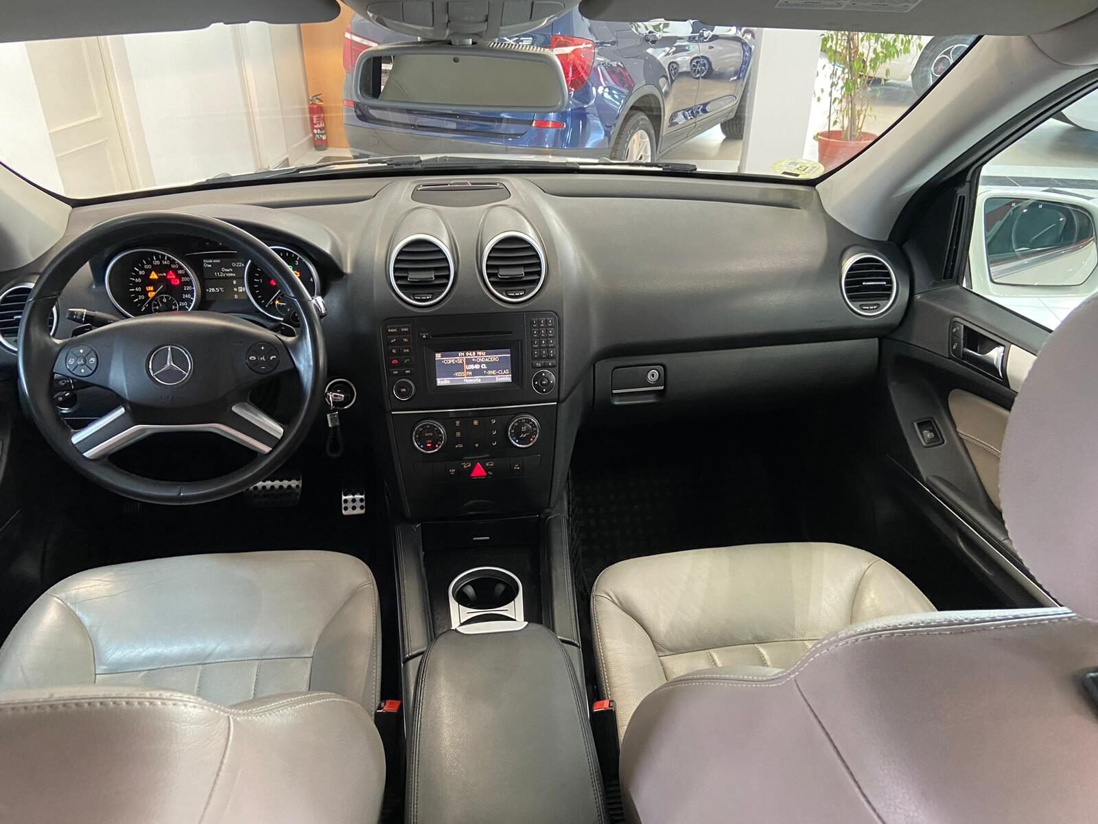 MERCEDES-BENZ ML 300 CDI