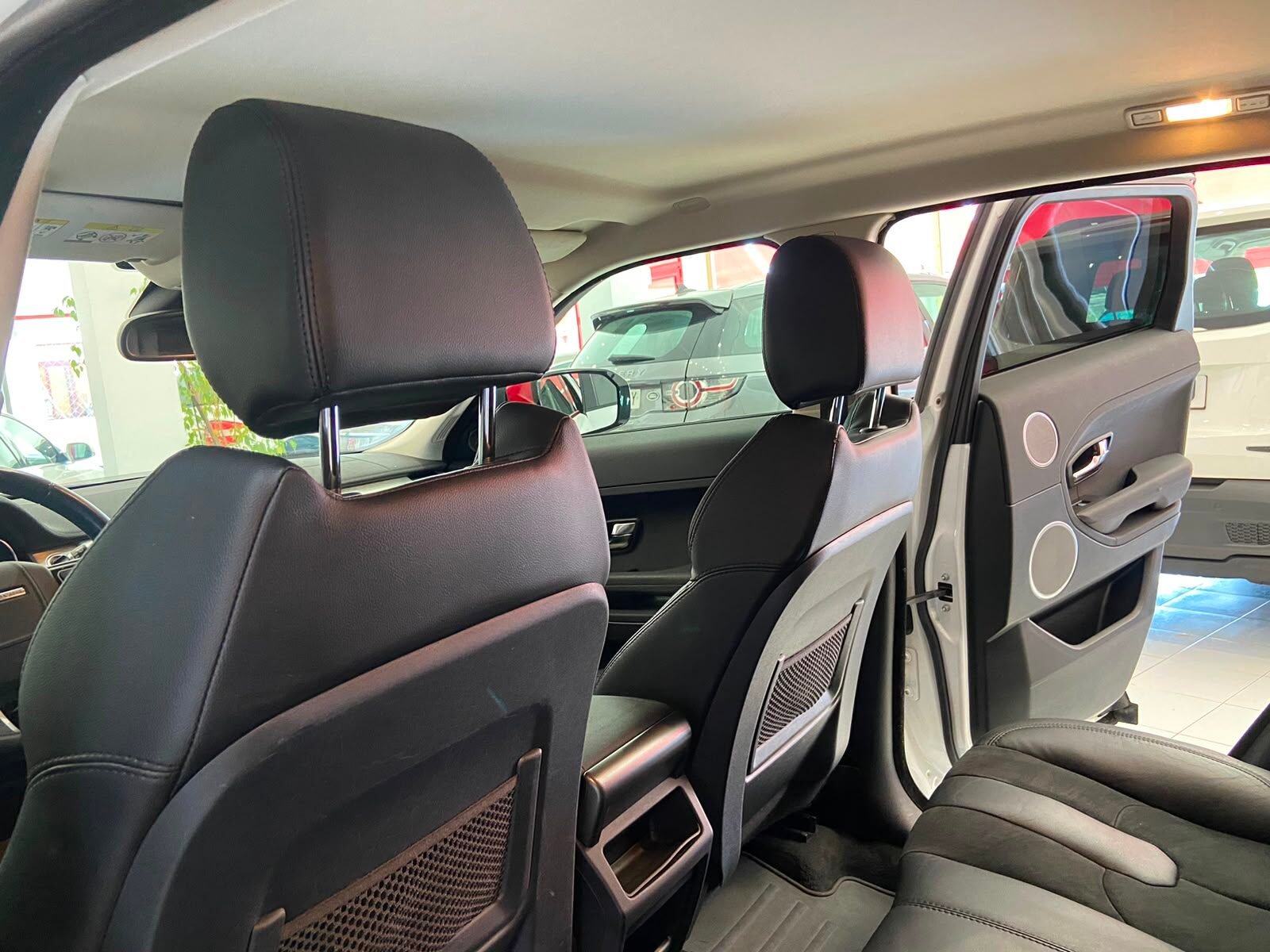 LAND-ROVER RANGE ROVER EVOQUE 2.2 eD4 