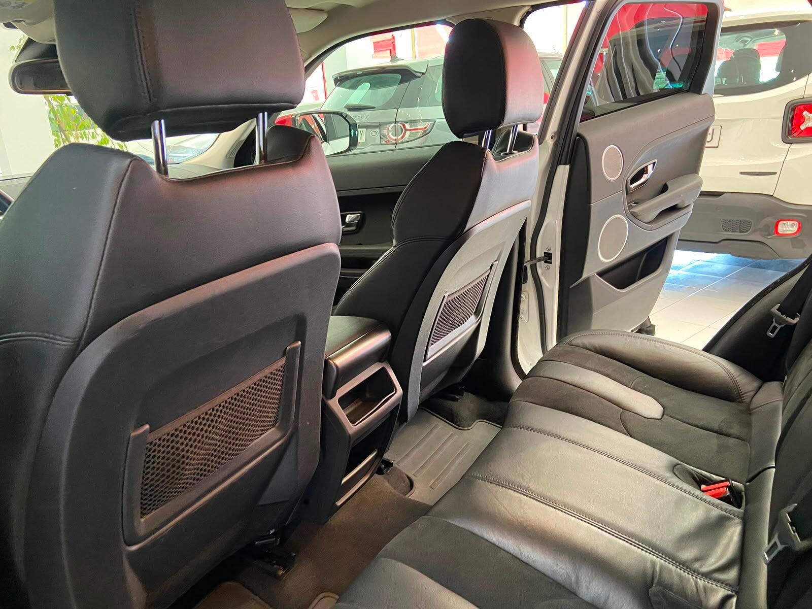 LAND-ROVER RANGE ROVER EVOQUE 2.2 eD4 