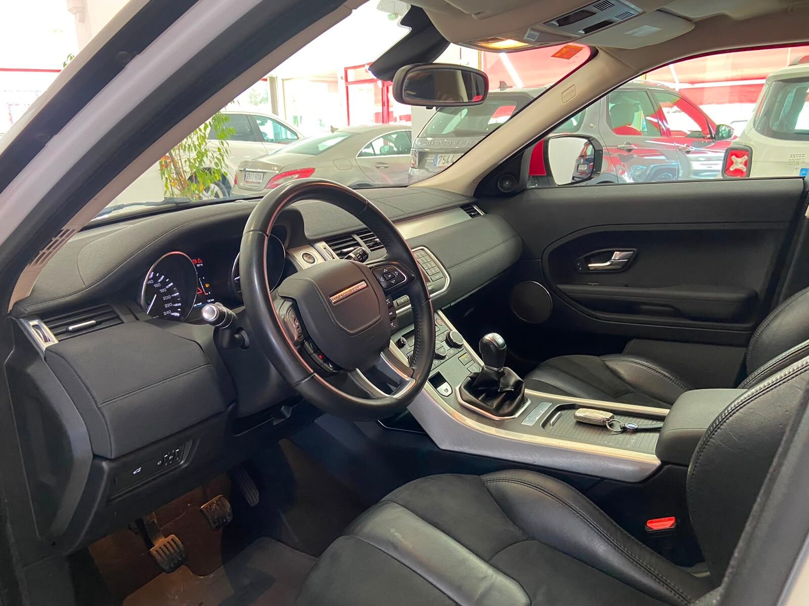 LAND-ROVER RANGE ROVER EVOQUE 2.2 eD4 