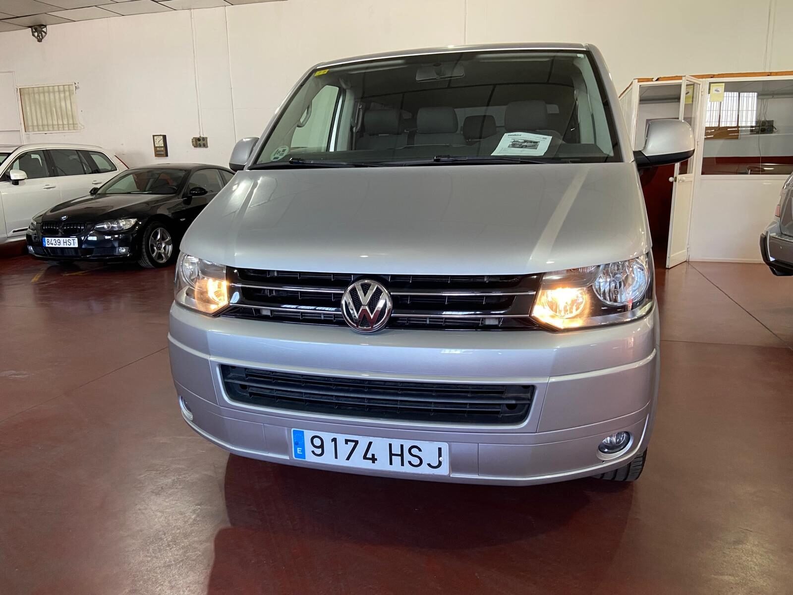 VOLKSWAGEN CARAVELLE 2.0 TDI 9 PLAZAS