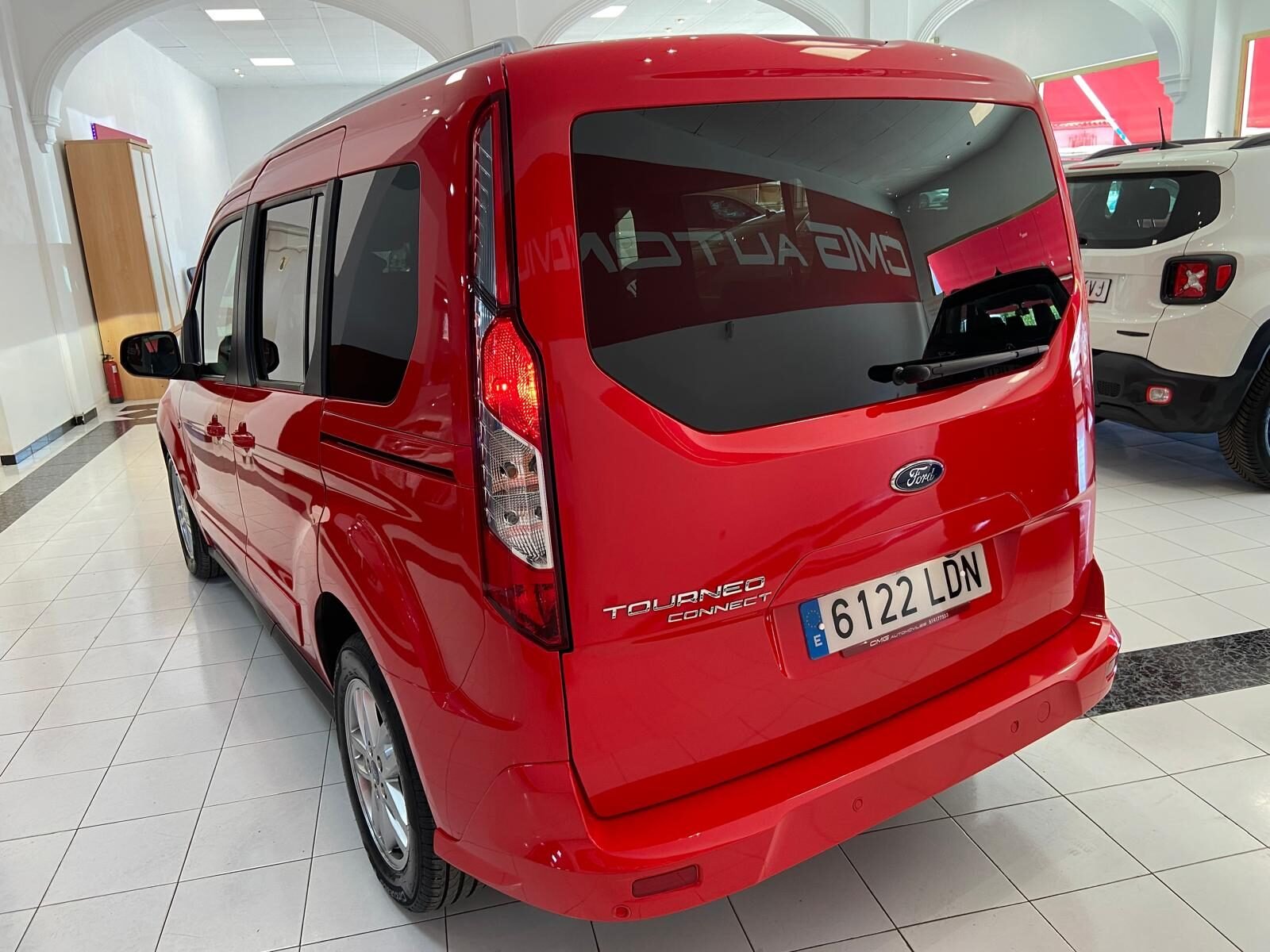 FORD TOURNEO CONNECT 1.5 TDCI TITANIUM