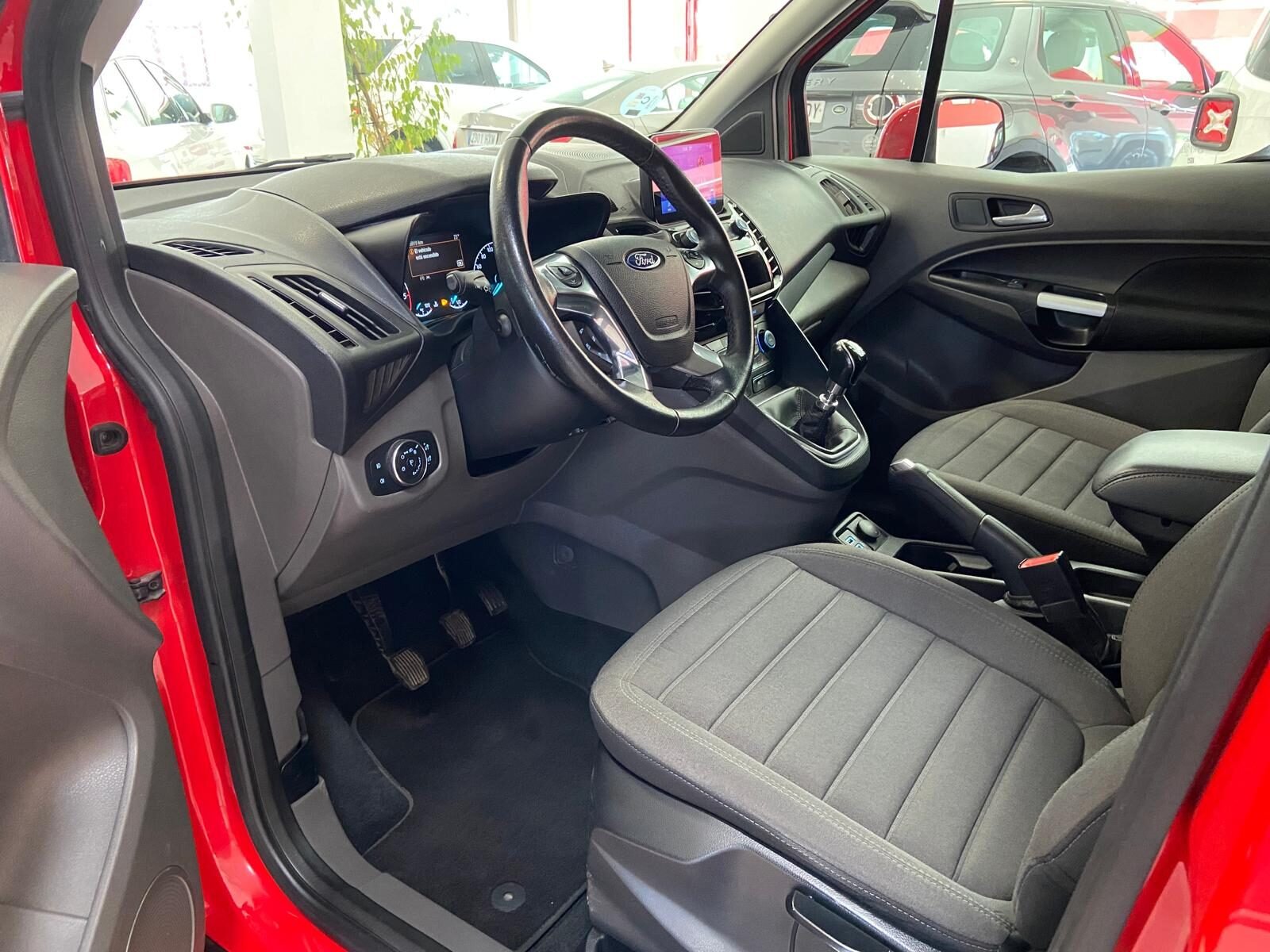 FORD TOURNEO CONNECT 1.5 TDCI TITANIUM