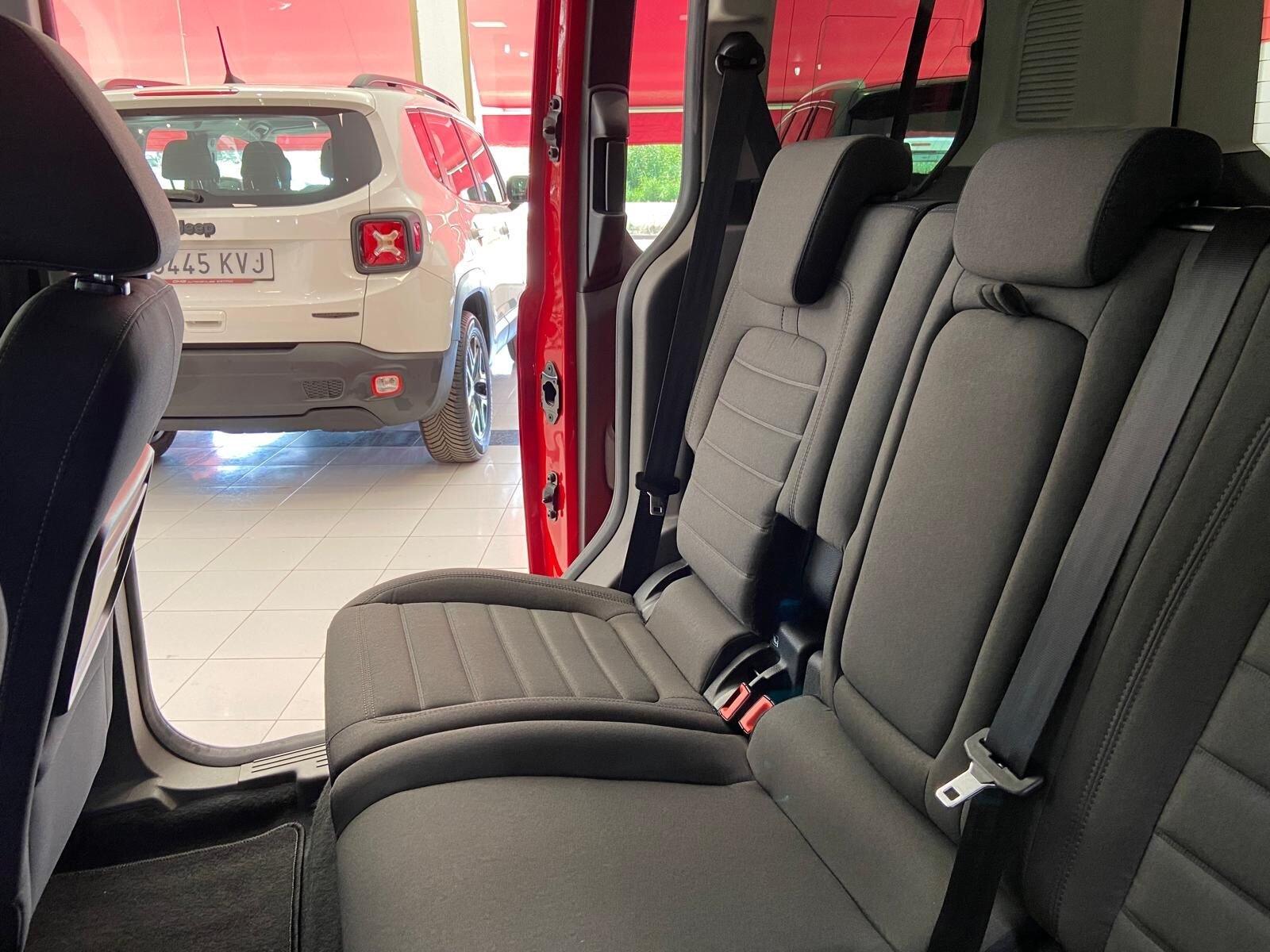 FORD TOURNEO CONNECT 1.5 TDCI TITANIUM
