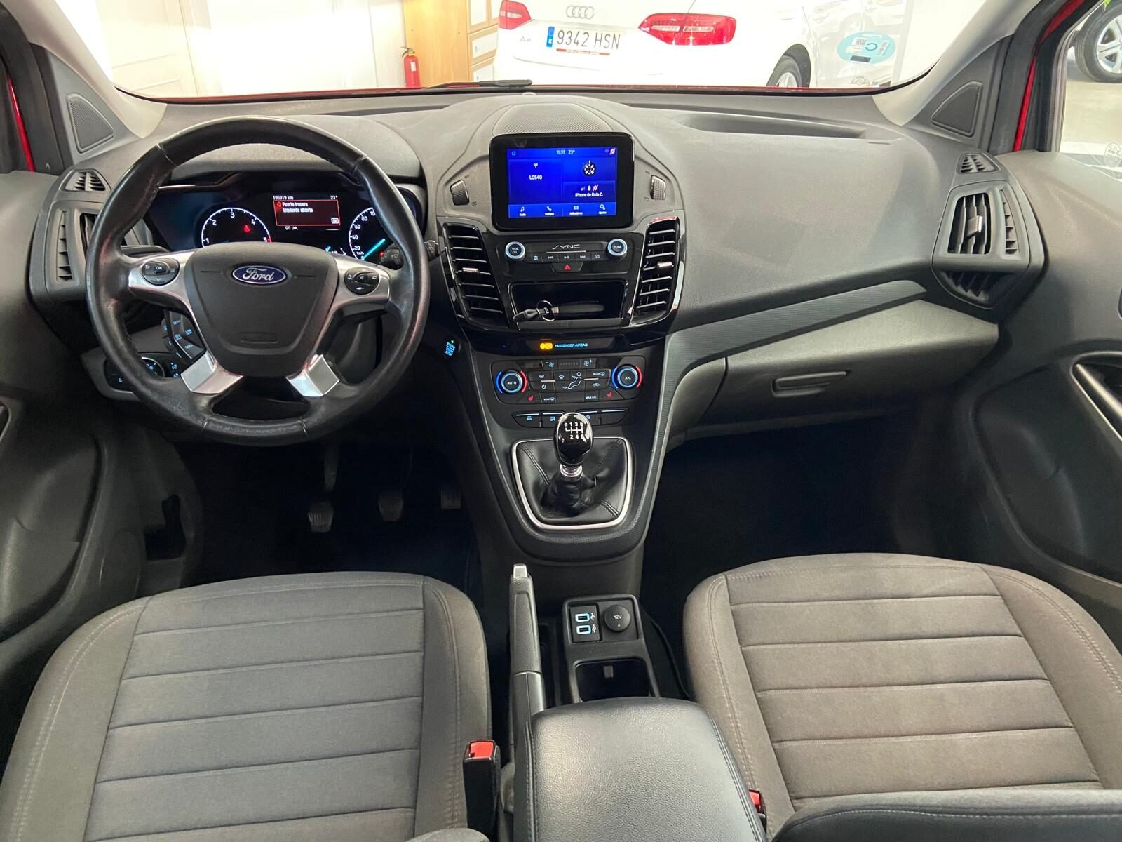 FORD TOURNEO CONNECT 1.5 TDCI TITANIUM