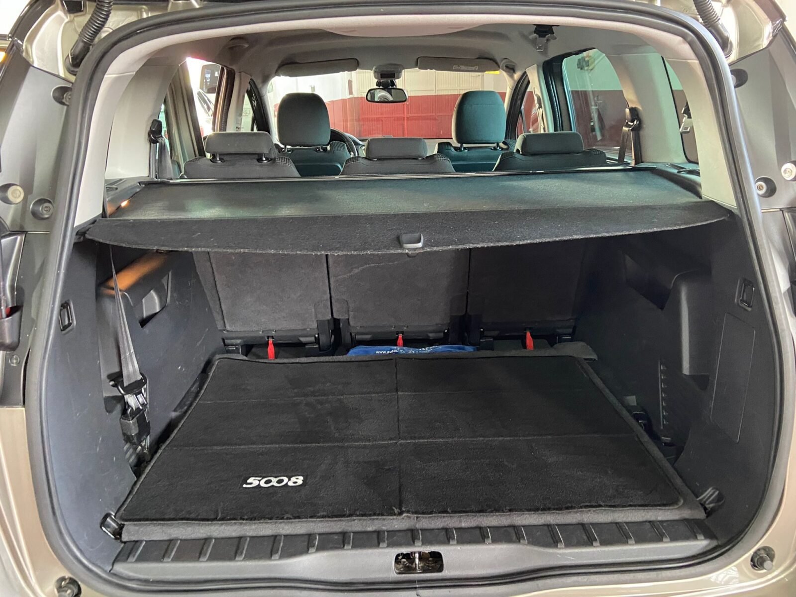PEUGEOT 5008 1.6 HDI STYLE 7 PLAZAS
