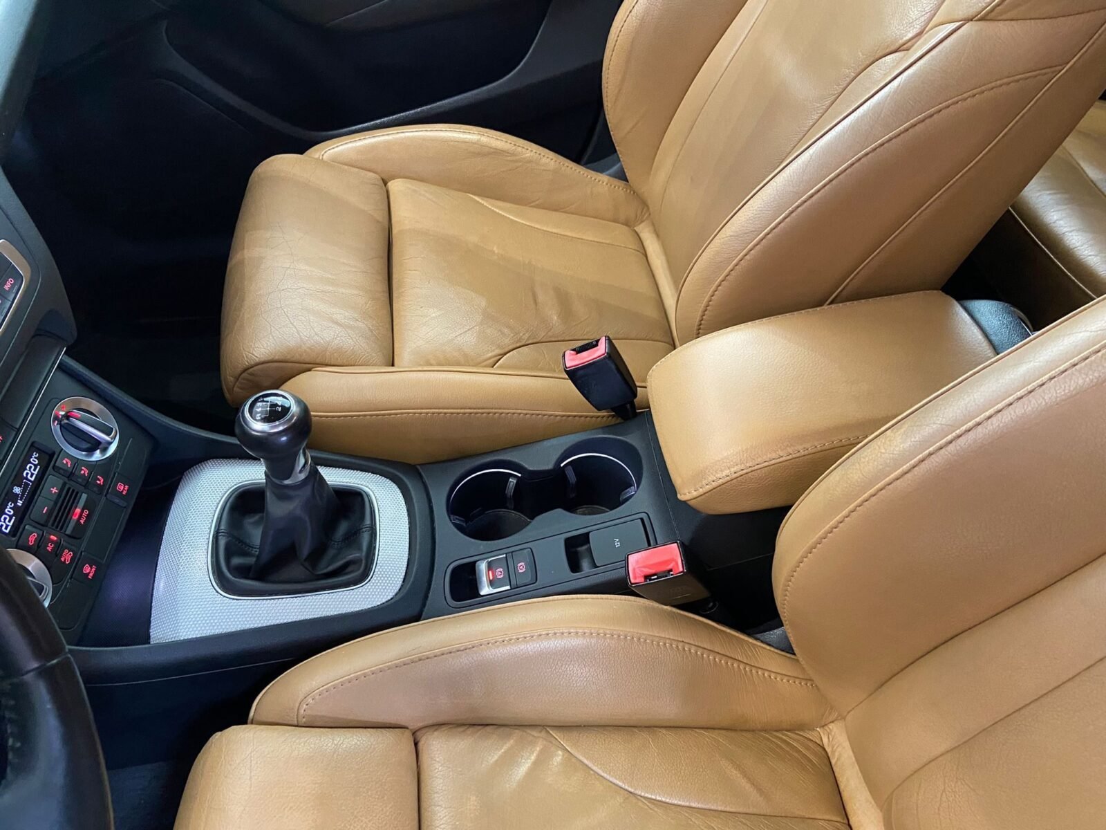 AUDI Q3 2.0 TDI 