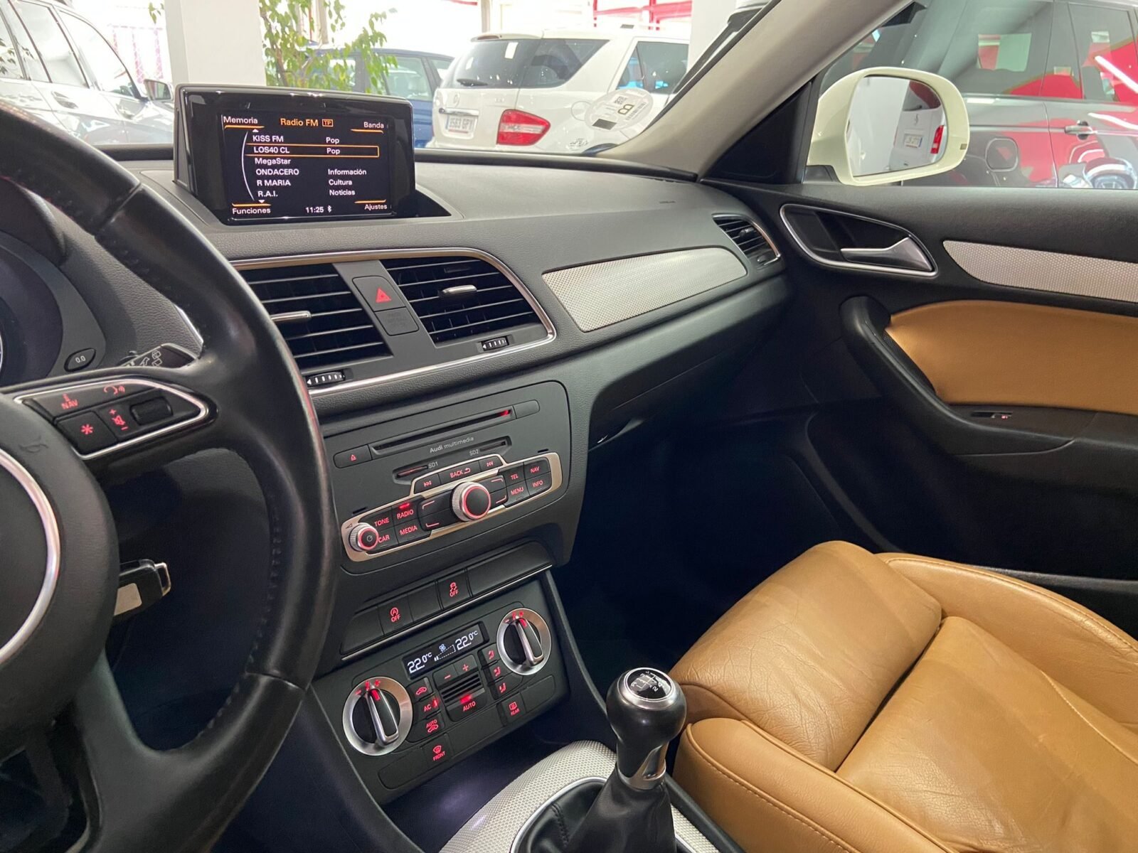 AUDI Q3 2.0 TDI 