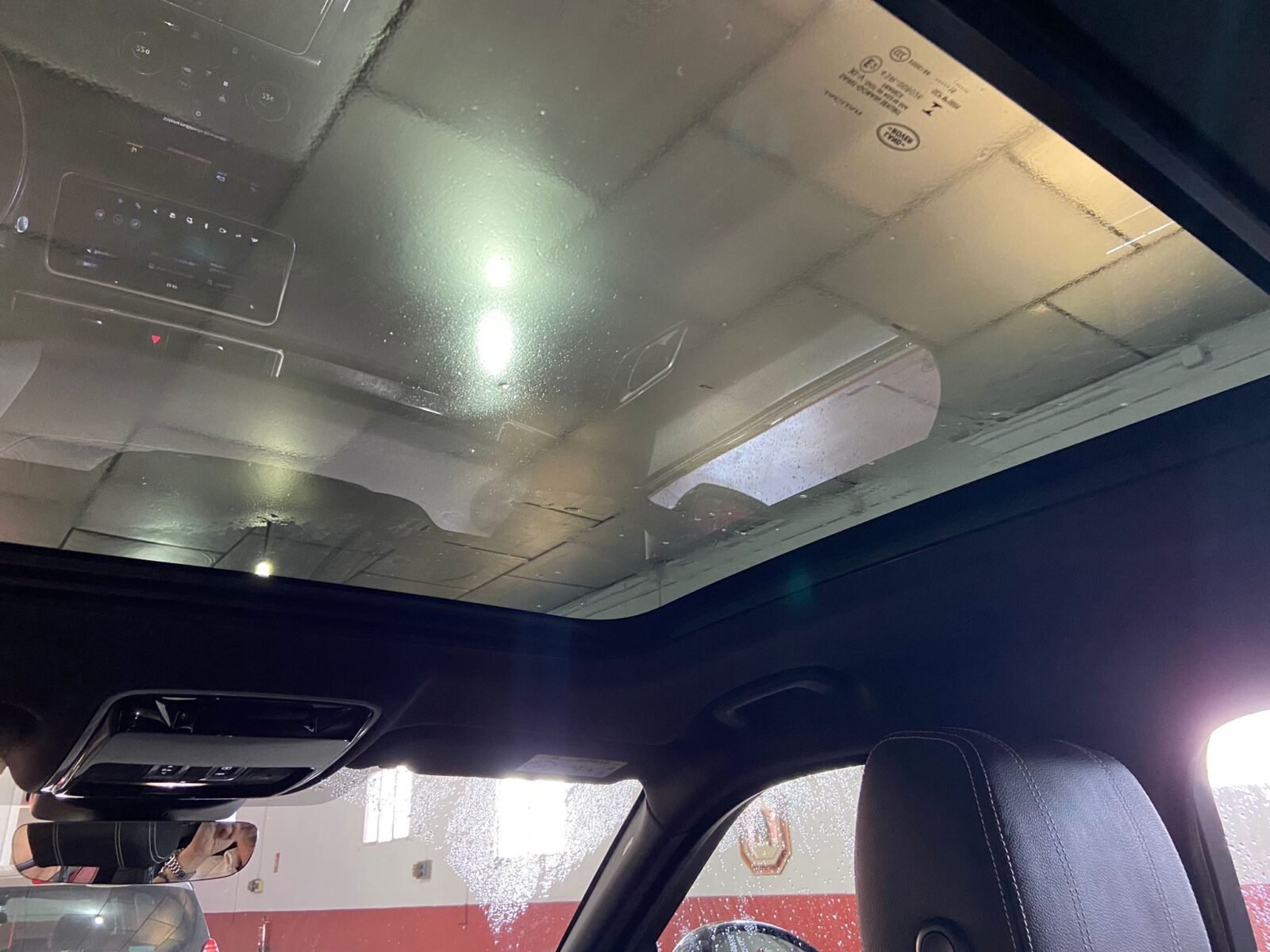 LAND-ROVER RANGE ROVER VELAR 2.0 R-Dinamyc 4x4
